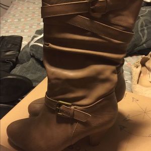 Light Brown/ Tan Leather Dress Boots